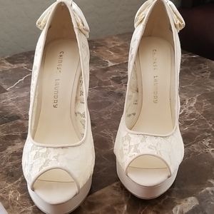 NWOT!!  Lacey detail stilettos
